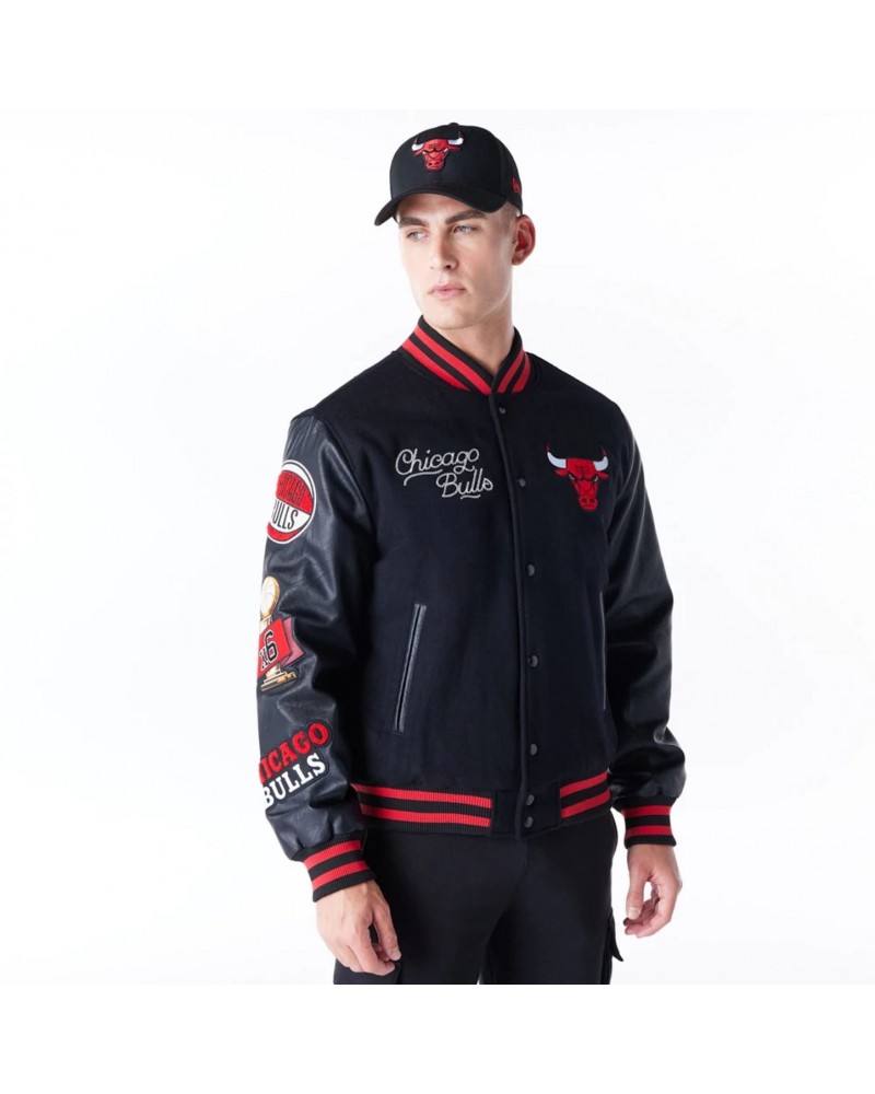 New Era - Chicago Bulls NBA Patch Varsity Jacket - Black / Red