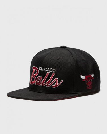 Mitchell & Ness - Chicago Bulls Team Script Snapback - Black