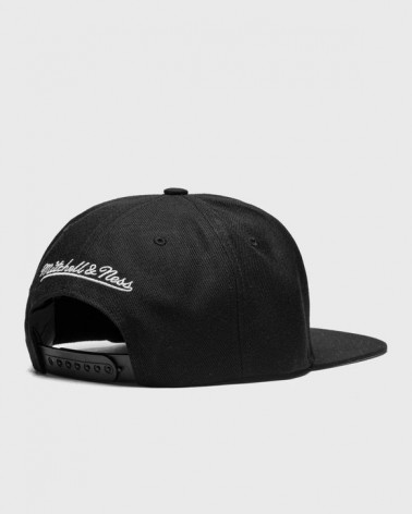 Mitchell & Ness - Chicago Bulls Team Script Snapback - Black