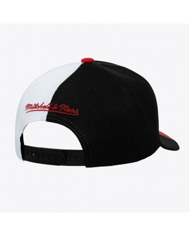 Mitchell & Ness - Philadelphia 76ers Snapback Cap - Black
