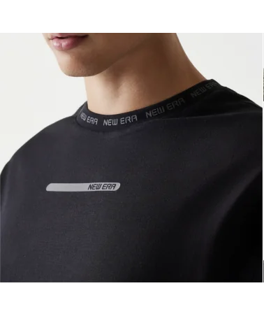 New Era - Oversized Tech Tee - Black