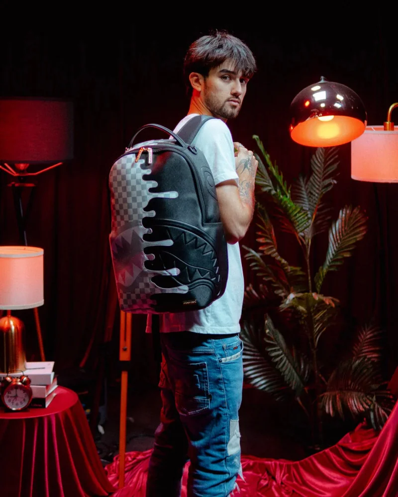 Sprayground NY - Penauts Snoopy Pink Stencil BackPack - Black/Pink