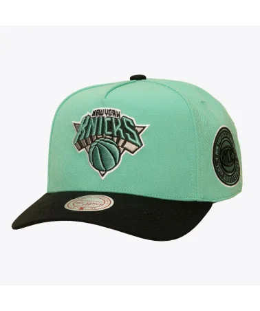 Mitchell & Ness - New York Knicks In The City Pro Snapback Cap - Mint / Black