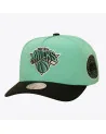 Mitchell & Ness - New York Knicks In The City Pro Snapback Cap - Mint / Black
