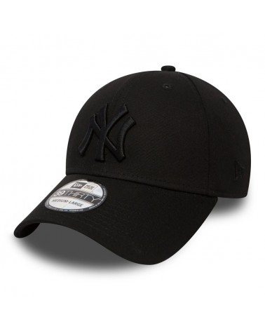 New Era - New York Yankees 39THIRTY Fitted Curved Cap - Black / Black