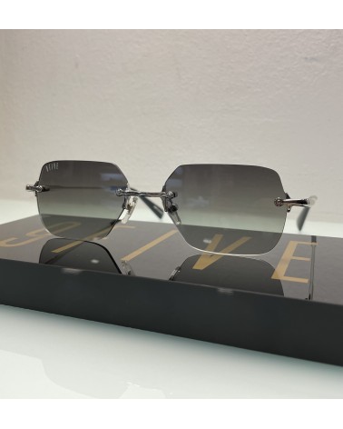 9Five Eyewear - Clarity Platinum Hors-Série Sunglasses - Black Gradient