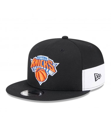 New Era - New York Knicks Multi Patch 9FIFTY Snapback Cap - Black / Blue