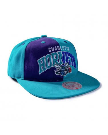 Mitchell & Ness - Pinwheel Of Fortune Deadstock Hornets - Teal / Purple